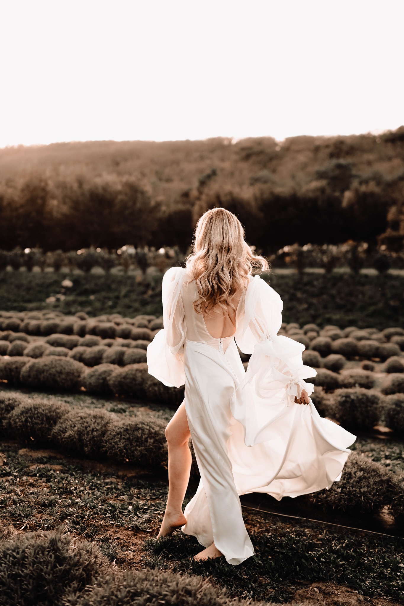 Mariée photographiée en extérieur lors d'un mariage dans le Gard